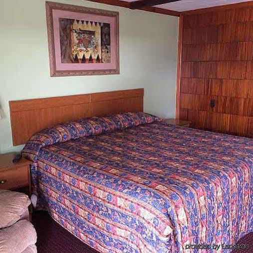 Relax Inn Bloomsburg Esterno foto